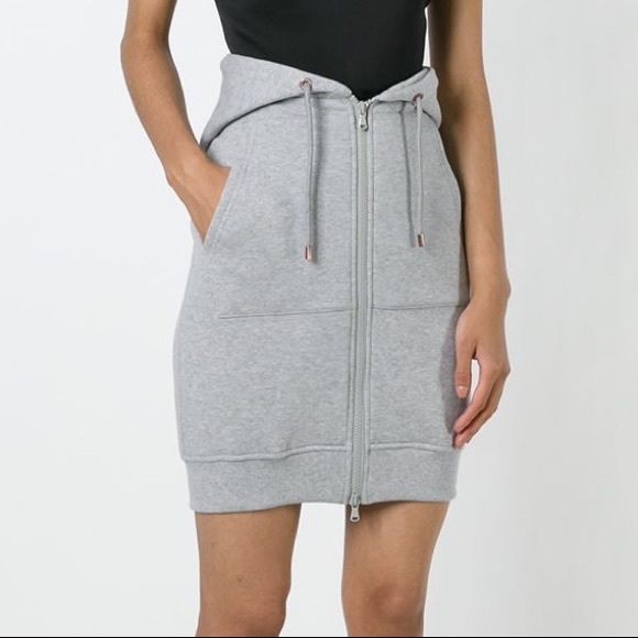 H&Moschino skirt - Picture 4 of 11